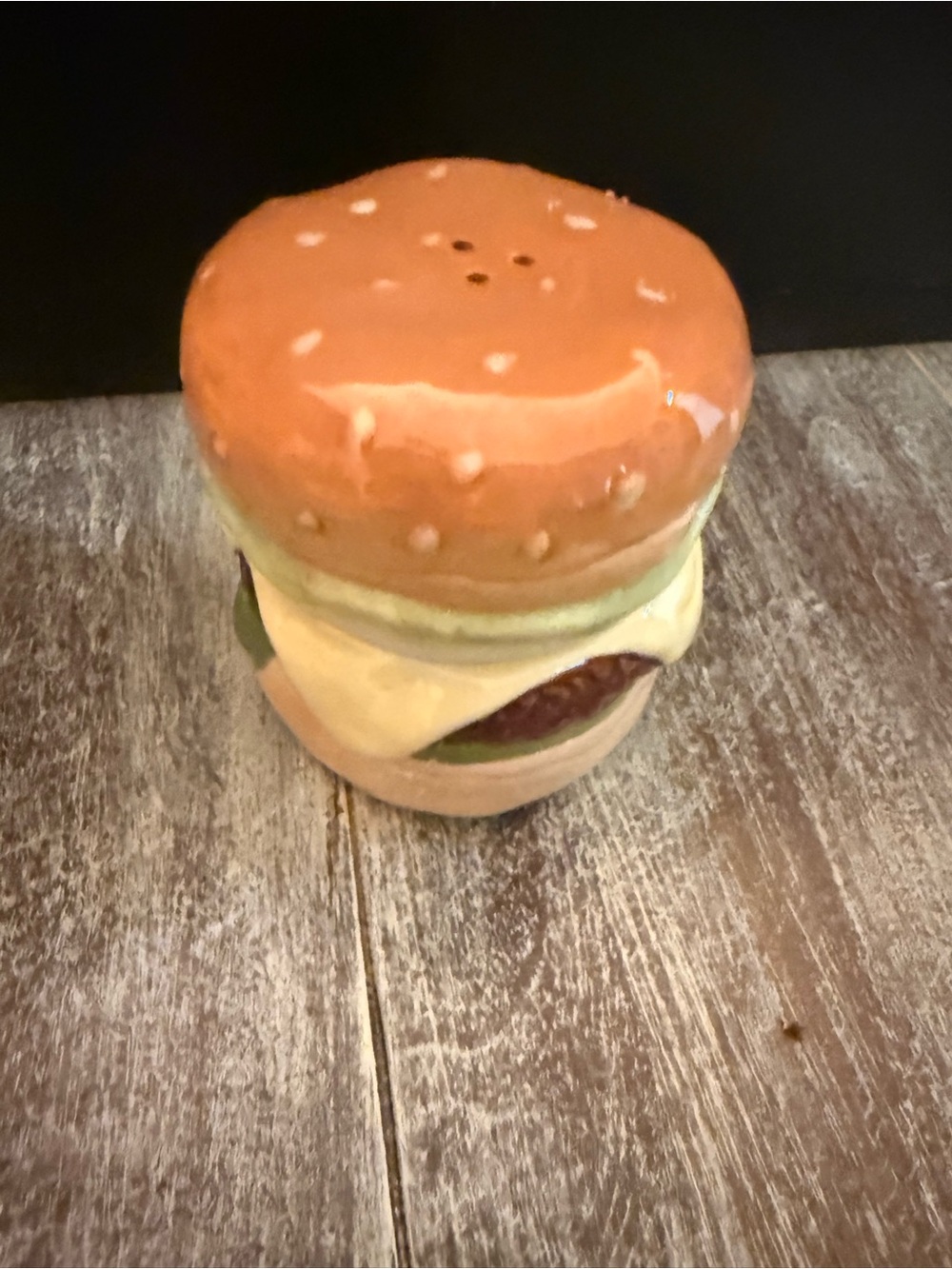 Ceramic Hamburger Salt & Pepper Shaker - Tan & Cream